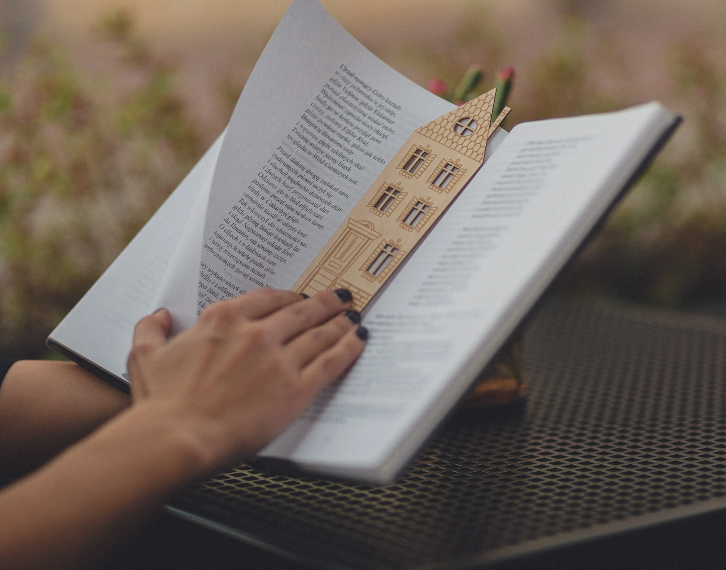 Wooden Bookmark House